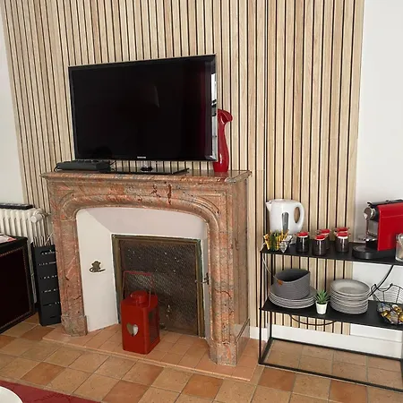 2 Chambres, 4 A 6 Voyageurs En Centre Ville, A 5 Mins Du Zoo * La Flèche